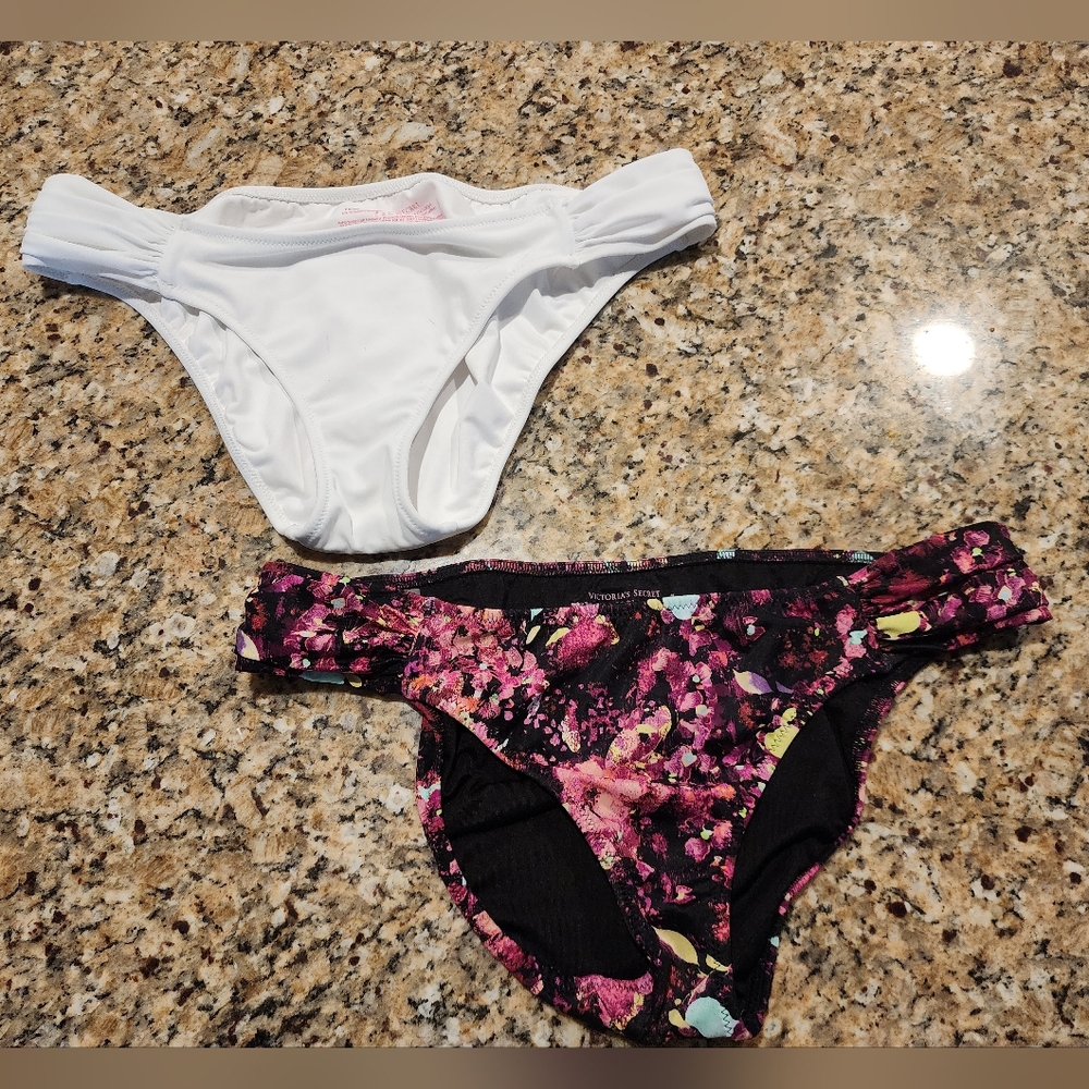 Victoria Secret PINK Swim Ruched Side Bottom ×2|White & Black Floral|Size M|NWOT